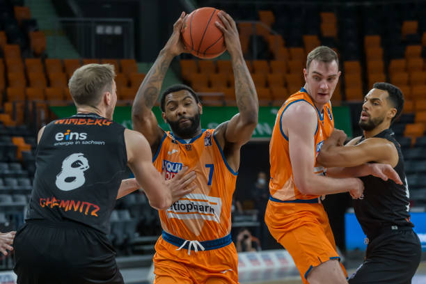 立即浮现她 立即浮现她