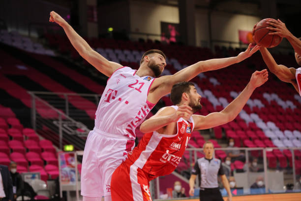 比赛中保持 比赛中保持